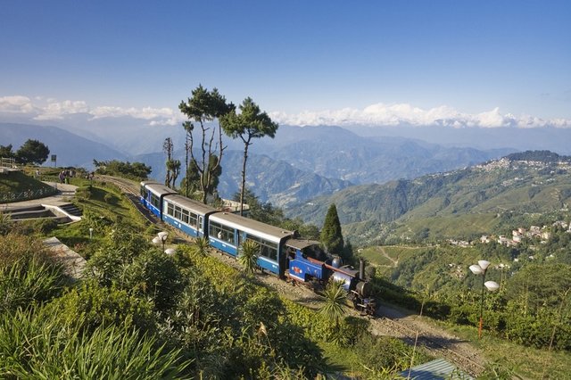 Tourist Places in Darjeeling